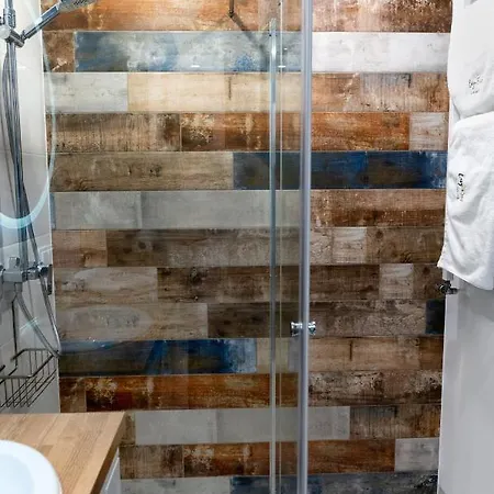 Whale & Lägenhet Dziwnów